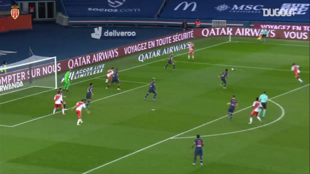 Guillermo Maripan's crucial goal vs Paris